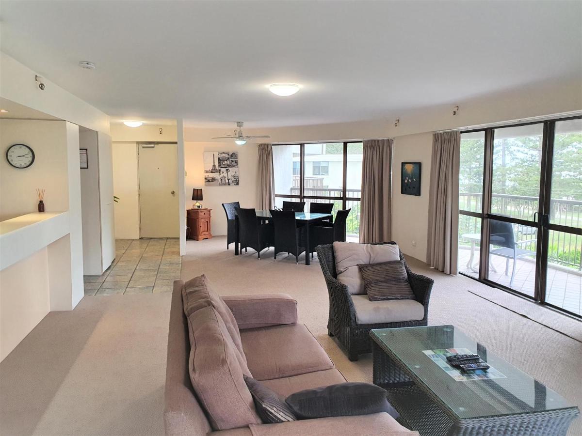 Burleigh Esplanade Beachfront Apartamentos Gold Coast Exterior foto