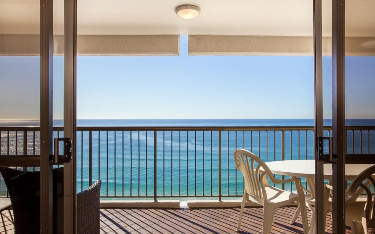 Burleigh Esplanade Beachfront Apartamentos Gold Coast Exterior foto